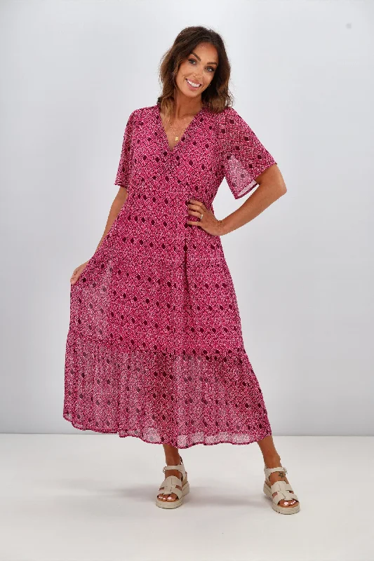 Gloss by Shine On Avonley Tiered Chiffon Dress Pink Diamond Print Wedding guest floral dresses Gloss by Shine On Avonley Tiered Chiffon Dress Pink Diamond Print Wedding guest floral dresses